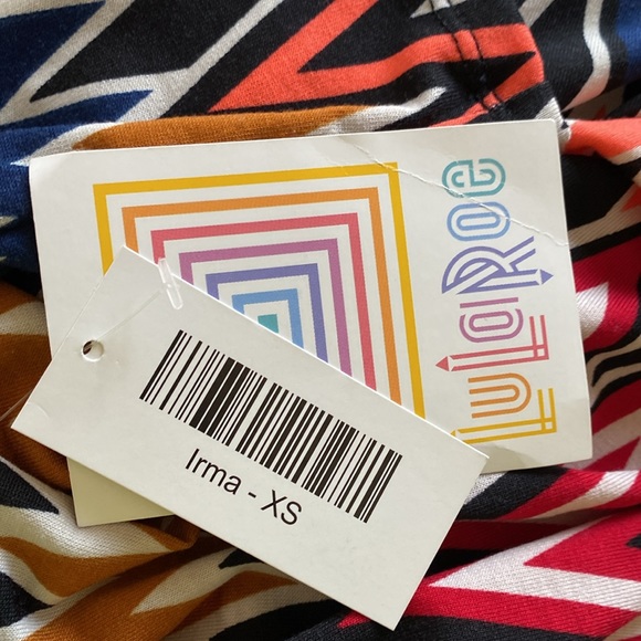 LuLaRoe “IRMA” HIGH-LOW TUNIC OVERSIZED TOP SIZE EXTRA SMALL 🌟NWT🌟 - Picture 8 of 11